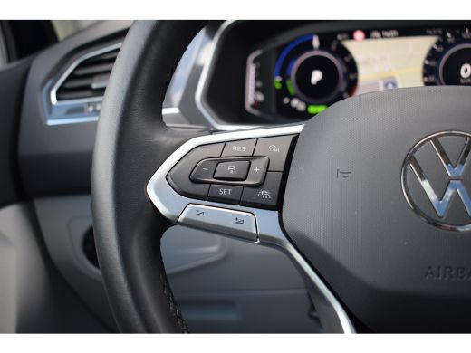 Volkswagen Tiguan 1.4 TSI eHybrid Business+ | Apple CarPlay | Pano | Virtual | ACC ActivLease financial lease