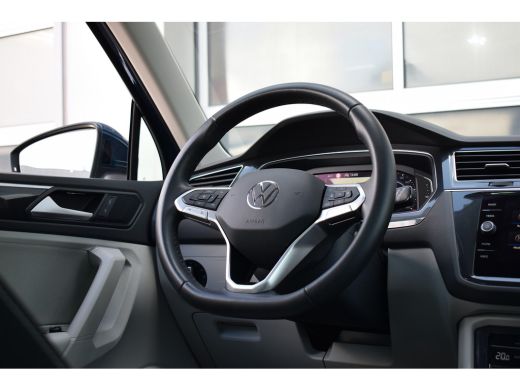 Volkswagen Tiguan 1.4 TSI eHybrid Business+ | Apple CarPlay | Pano | Virtual | ACC ActivLease financial lease