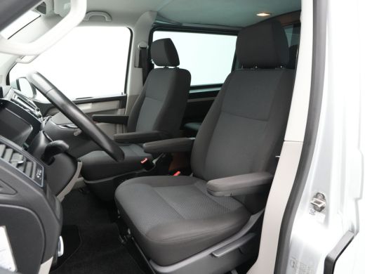 Volkswagen Transporter 2.0 TDI L2H1 DC Highline Navigatie Trekhaak Voorruitverwarming Acc ActivLease financial lease
