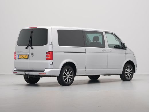 Volkswagen Transporter 2.0 TDI L2H1 DC Highline Navigatie Trekhaak Voorruitverwarming Acc ActivLease financial lease
