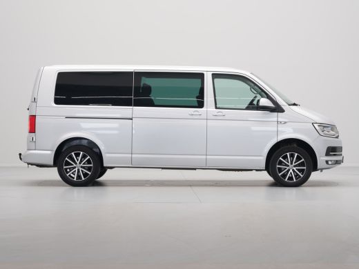 Volkswagen Transporter 2.0 TDI L2H1 DC Highline Navigatie Trekhaak Voorruitverwarming Acc ActivLease financial lease