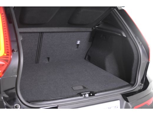 Volvo  XC40 1.5 T3 Momentum *1ste Eigenaar*Stoelverwarming*Park assist* ActivLease financial lease