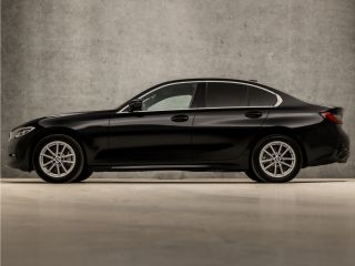 BMW 3-serie 330e Sportline 293Pk Automaat (APPLE CARPLAY, M STUUR, 1e EIGENAAR, GROOT NAVI, STOELVERWARMING, ...