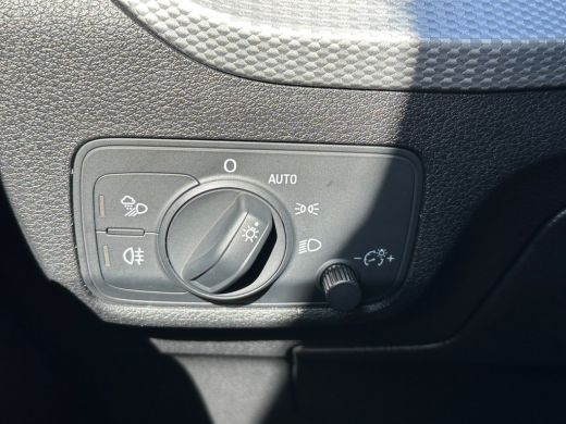 Audi Q2 35 TFSI Sport App connect | Virtueel ActivLease financial lease