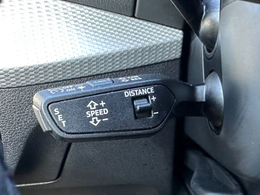 Audi Q2 35 TFSI Sport App connect | Virtueel ActivLease financial lease