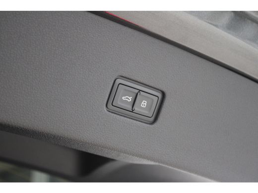 Audi Q8 Audi 60 TFSI e quattro Pro Line S Competition 490-PK | Achteruitrijcamera | Cruise control adapti... ActivLease financial lease