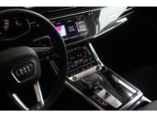 Audi Q8 Audi 60 TFSI e quattro Pro Line S Competition 490-PK | Achteruitrijcamera | Cruise control adapti... ActivLease financial lease