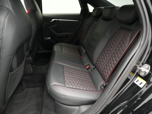Audi RS3 Limousine 2.5 TFSI RS 3 Quattro Panorama B&O HuD Sportuitlaat 72 ActivLease financial lease
