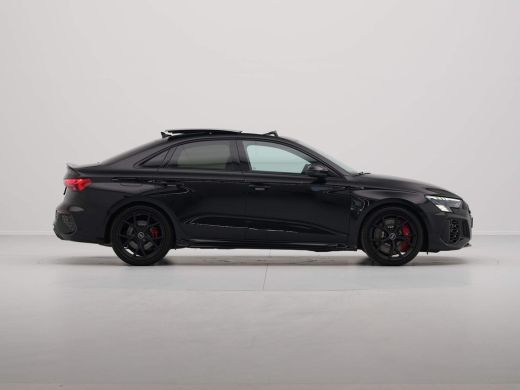 Audi RS3 Limousine 2.5 TFSI RS 3 Quattro Panorama B&O HuD Sportuitlaat 72 ActivLease financial lease