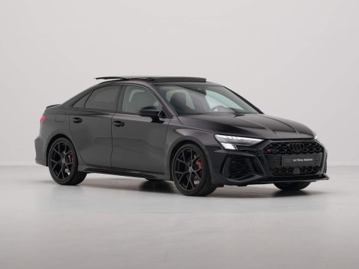 Audi RS3 Limousine 2.5 TFSI RS 3 Quattro Panorama B&O HuD Sportuitlaat 72 ActivLease financial lease