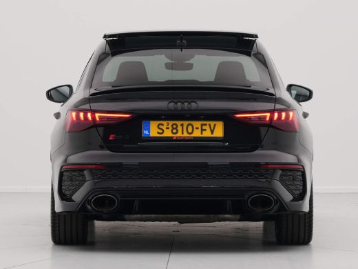 Audi RS3 Limousine 2.5 TFSI RS 3 Quattro Panorama B&O HuD Sportuitlaat 72 ActivLease financial lease