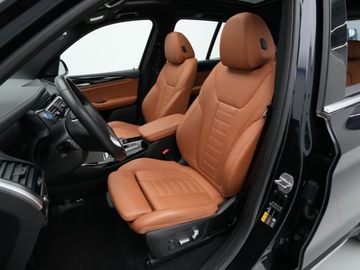 BMW iX3 High Executive 80 kWh 285pk Panorama Navigatie Trekhaak Stoelverwarming 115 ActivLease financial lease