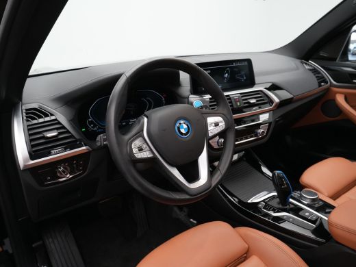 BMW iX3 High Executive 80 kWh 285pk Panorama Navigatie Trekhaak Stoelverwarming 115 ActivLease financial lease