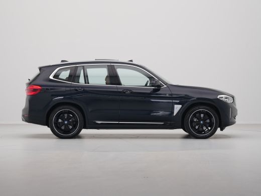 BMW iX3 High Executive 80 kWh 285pk Panorama Navigatie Trekhaak Stoelverwarming 115 ActivLease financial lease