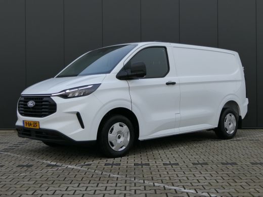 Ford Transit Custom 280 2.0 TDCI L1H1 Trend | Voorraad!| Cruise control | Airco | Camera achter | Sensoren voor + ach... Ford Transit Custom 280 2.0 TDCI L1H1 Trend | Voorraad!| Cruise control | Airco | Camera achter | Sensoren voor + ach...