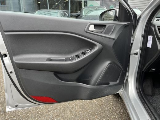 Hyundai i20 1.0 T-GDI Comfort | Rijklaarprijs! | Trekhaak | Camera | Apple Carplay/Android Auto  Climate Cont... ActivLease financial lease