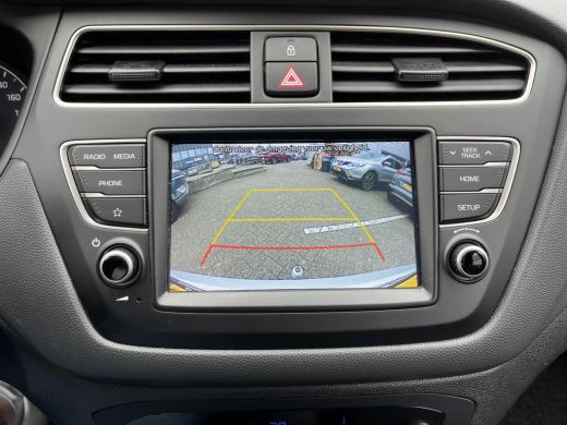 Hyundai i20 1.0 T-GDI Comfort | Rijklaarprijs! | Trekhaak | Camera | Apple Carplay/Android Auto  Climate Cont... ActivLease financial lease