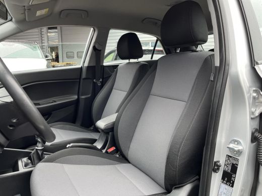Hyundai i20 1.0 T-GDI Comfort | Rijklaarprijs! | Trekhaak | Camera | Apple Carplay/Android Auto  Climate Cont... ActivLease financial lease