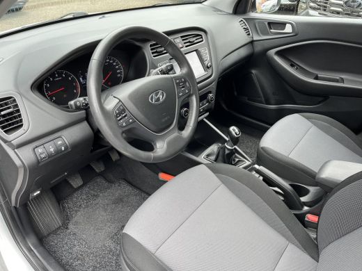Hyundai i20 1.0 T-GDI Comfort | Rijklaarprijs! | Trekhaak | Camera | Apple Carplay/Android Auto  Climate Cont... ActivLease financial lease