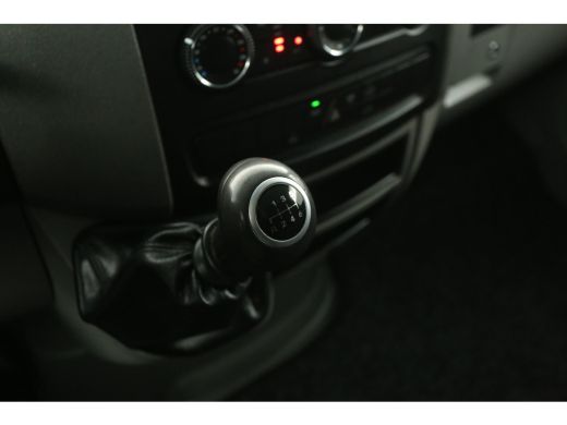 Mercedes Sprinter 2.2 CDI L3H2 Airco Cruisecontrol Navigatie PDC 3 Persoons Elektrpakket ActivLease financial lease