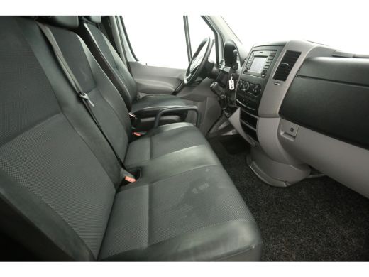 Mercedes Sprinter 2.2 CDI L3H2 Airco Cruisecontrol Navigatie PDC 3 Persoons Elektrpakket ActivLease financial lease
