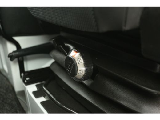 Mercedes Sprinter 2.2 CDI L3H2 Airco Cruisecontrol Navigatie PDC 3 Persoons Elektrpakket ActivLease financial lease
