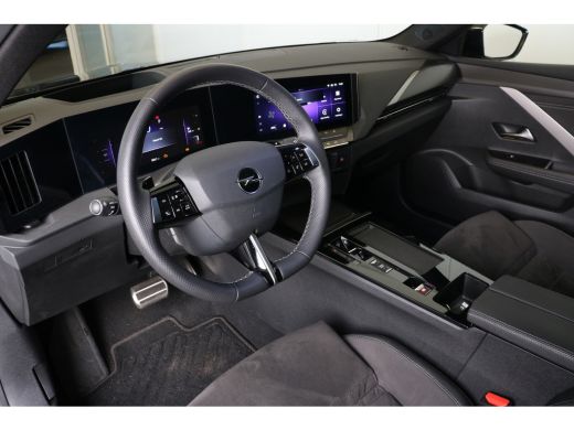 Opel Astra 1.2 Turbo Hybrid Ultimate 136 | Navi | Camera | Keyless | Panoramadak | Ad. Cruise control | Alca... ActivLease financial lease