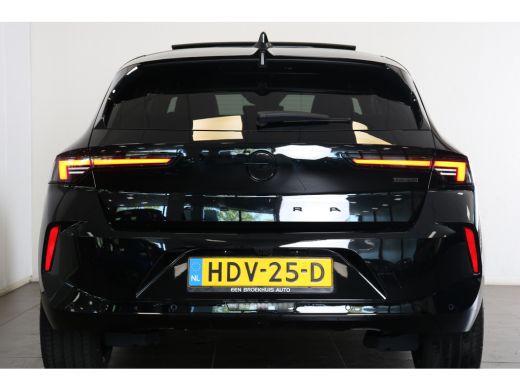 Opel Astra 1.2 Turbo Hybrid Ultimate 136 | Navi | Camera | Keyless | Panoramadak | Ad. Cruise control | Alca... ActivLease financial lease