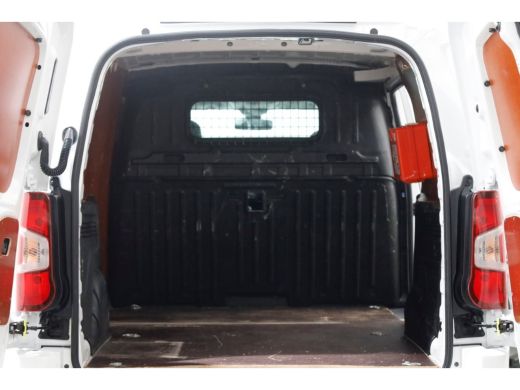 Opel Combo 1.5D 130pk L2H1 Innovation Navi/Camera 01-2020 ActivLease financial lease