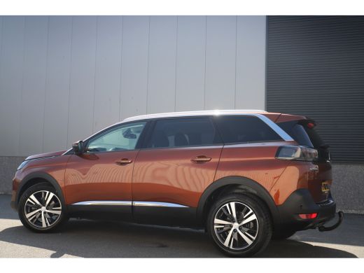 Peugeot 5008 1.2 130pk/H6/Allure/Nw Model/ 7-Pers./Trekhaak/Virtual/Led ActivLease financial lease
