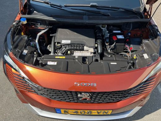 Peugeot 5008 1.2 130pk/H6/Allure/Nw Model/ 7-Pers./Trekhaak/Virtual/Led ActivLease financial lease