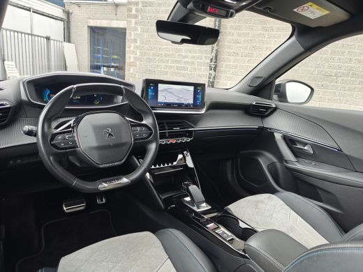 Peugeot e-2008 EV GT Pack 50 kWh | Achteruitrijcamera | Airco (automatisch) | Cruise control adaptief met Stop&G... ActivLease financial lease