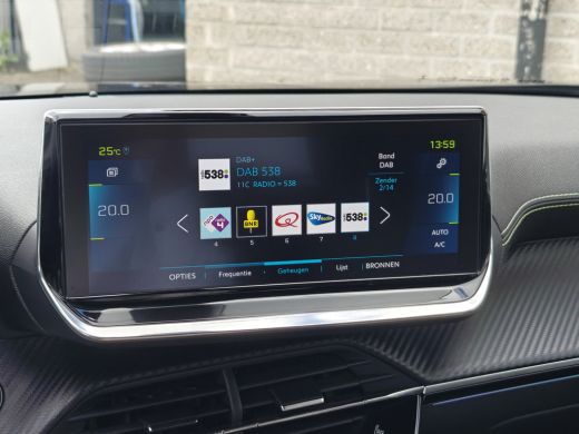 Peugeot e-2008 EV GT Pack 50 kWh | Achteruitrijcamera | Airco (automatisch) | Cruise control adaptief met Stop&G... ActivLease financial lease
