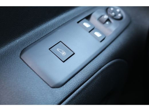 Peugeot e-Partner 136 L1 50 kWh Airco Camera ActivLease financial lease