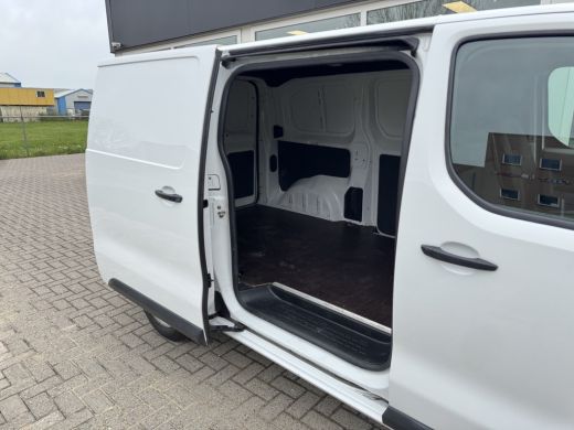 Peugeot Expert 1.5 BlueHDI 100 Standard Premium Airco | Cruise ActivLease financial lease