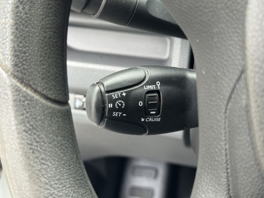 Peugeot Expert 1.5 BlueHDI 100 Standard Premium Airco | Cruise ActivLease financial lease
