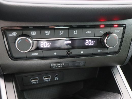 Seat Arona 1.0 TSi 115 Pk FR Business Intense | Navigatie | 18 Inch | Trekhaak | Adaptive Cruise | Camera | ... ActivLease financial lease