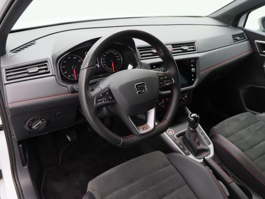 Seat Arona 1.0 TSi 115 Pk FR Business Intense | Navigatie | 18 Inch | Trekhaak | Adaptive Cruise | Camera | ... ActivLease financial lease
