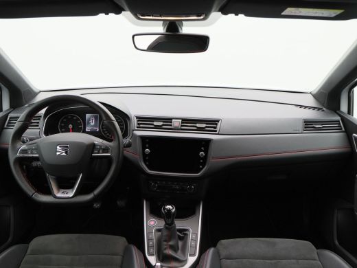Seat Arona 1.0 TSi 115 Pk FR Business Intense | Navigatie | 18 Inch | Trekhaak | Adaptive Cruise | Camera | ... ActivLease financial lease