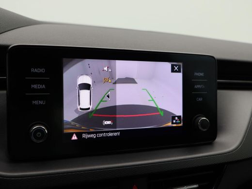 Skoda Kamiq 1.0 TSi 110 Pk Automaat Ambition | Adaptive Cruise | CarPlay | Bluetooth | Stoelverwarming | Acht... ActivLease financial lease