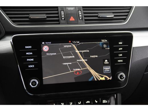 Skoda Superb Combi 2.0 TDI Ambition *1ste Eigenaar*Navigatie*Memory* ActivLease financial lease