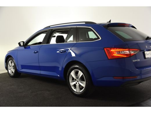 Skoda Superb Combi 2.0 TDI Ambition *1ste Eigenaar*Navigatie*Memory* ActivLease financial lease