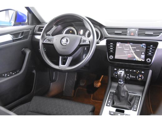 Skoda Superb Combi 2.0 TDI Ambition *1ste Eigenaar*Navigatie*Memory* ActivLease financial lease