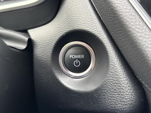 Toyota Corolla Cross Hybrid 200 Executive AWD **STUUR EN STOELVERWARMING/ 360 GRADEN CAMERA/ DODEHOEK DETECTIE/ 36 MAA... ActivLease financial lease