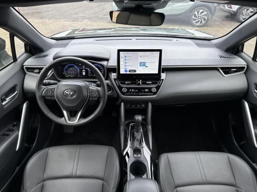 Toyota Corolla Cross Hybrid 200 Executive AWD **STUUR EN STOELVERWARMING/ 360 GRADEN CAMERA/ DODEHOEK DETECTIE/ 36 MAA... ActivLease financial lease