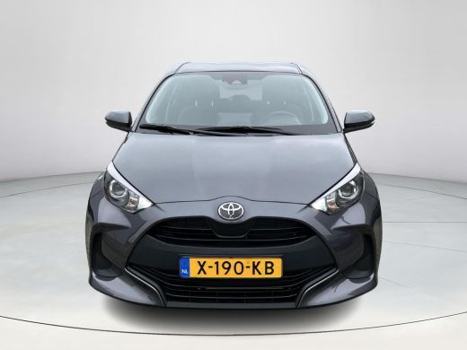 Toyota Yaris 1.5 VVT-i Active ActivLease financial lease