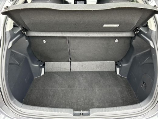 Toyota Yaris 1.5 VVT-i Active ActivLease financial lease