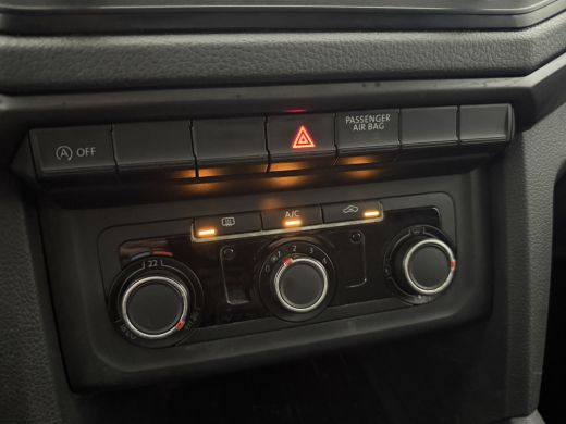 Volkswagen Amarok 3.0 V6 TDI 204PK 3000Kg Trekgew. Airco Cruise Carplay Laadbak 17''LMV Elektrpakket ActivLease financial lease