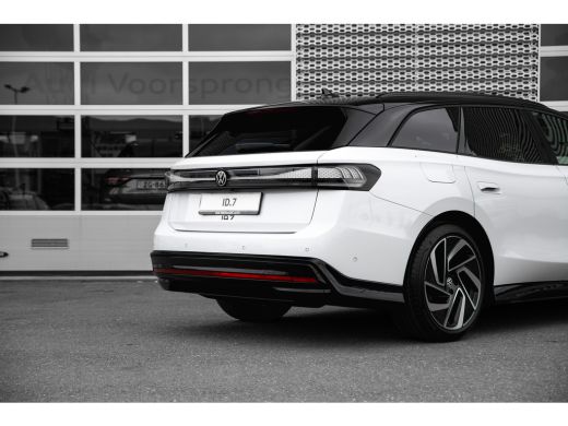 Volkswagen ID.7 Tourer Volkswagen Pro Business Inclusief €2000,- inruilvoordeel ActivLease financial lease
