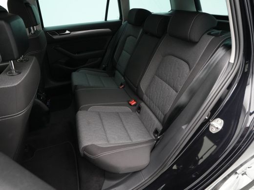 Volkswagen Passat Variant 1.5 TSI 150pk DSG Business Navigatie Camera Virtual Cockpit Acc 60 ActivLease financial lease